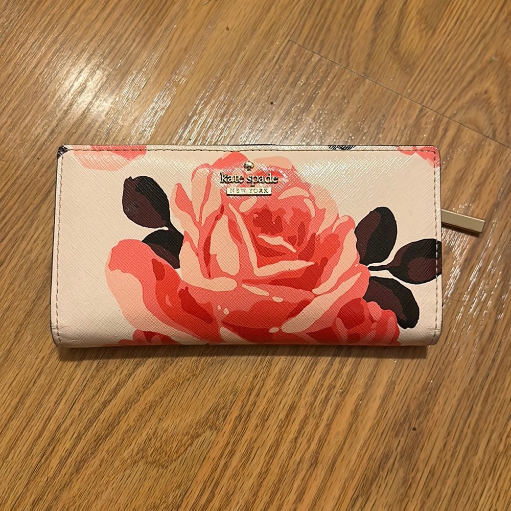 Never used kate spade wallet